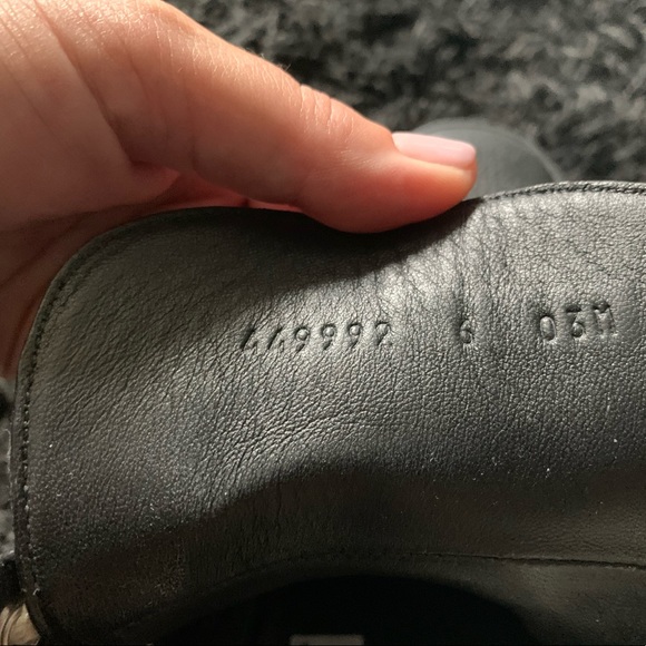 Authentic Gucci Sneakers - Picture 2 of 7